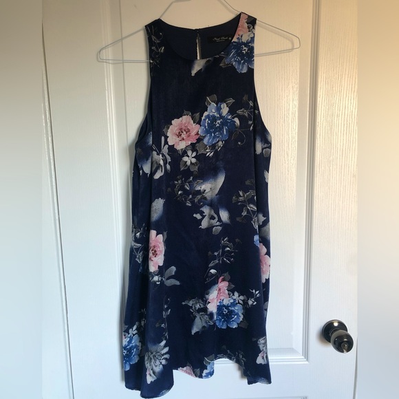 Flowy Navy Blue Floral Dress - Picture 2 of 6